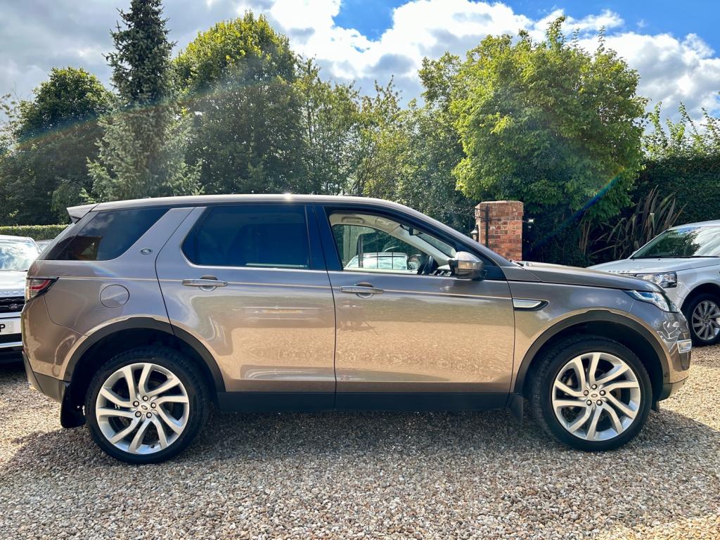 LAND ROVER DISCOVERY SPORT