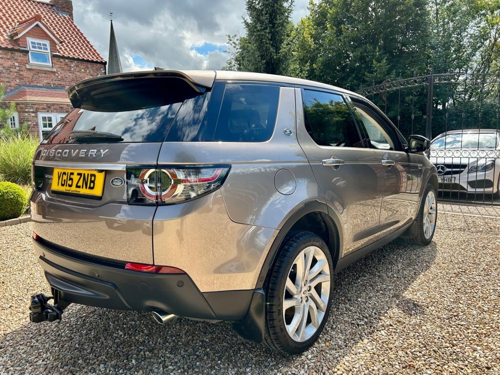 LAND ROVER DISCOVERY SPORT