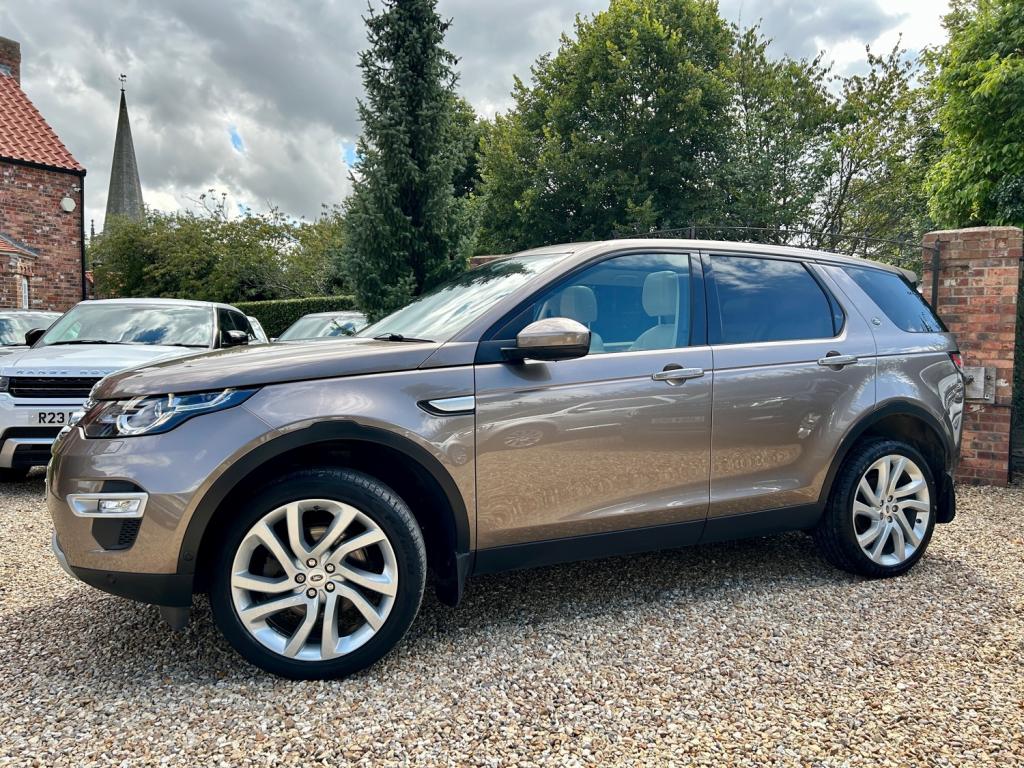 LAND ROVER DISCOVERY SPORT