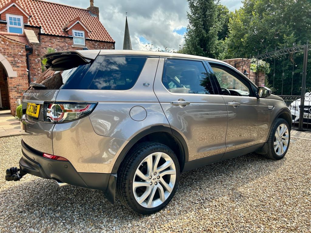 LAND ROVER DISCOVERY SPORT