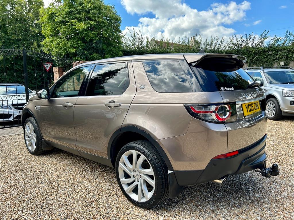 LAND ROVER DISCOVERY SPORT