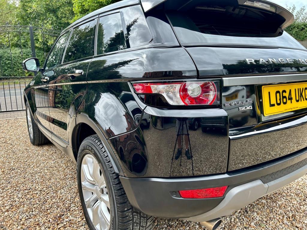 LAND ROVER RANGE ROVER EVOQUE