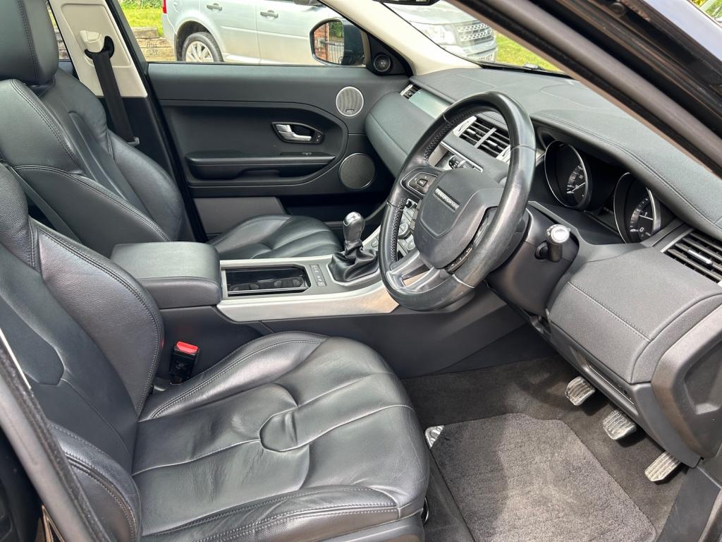 LAND ROVER RANGE ROVER EVOQUE