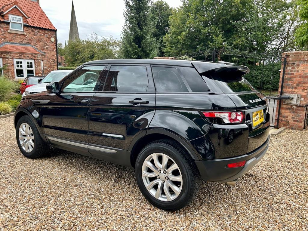 LAND ROVER RANGE ROVER EVOQUE