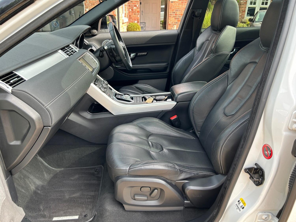 LAND ROVER RANGE ROVER EVOQUE