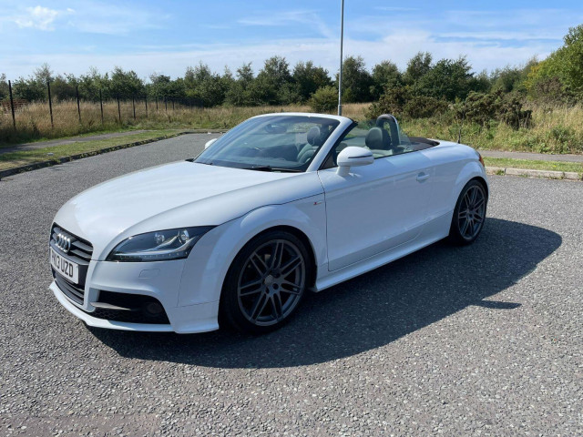AUDI TT 2.0 TDI Black Edition