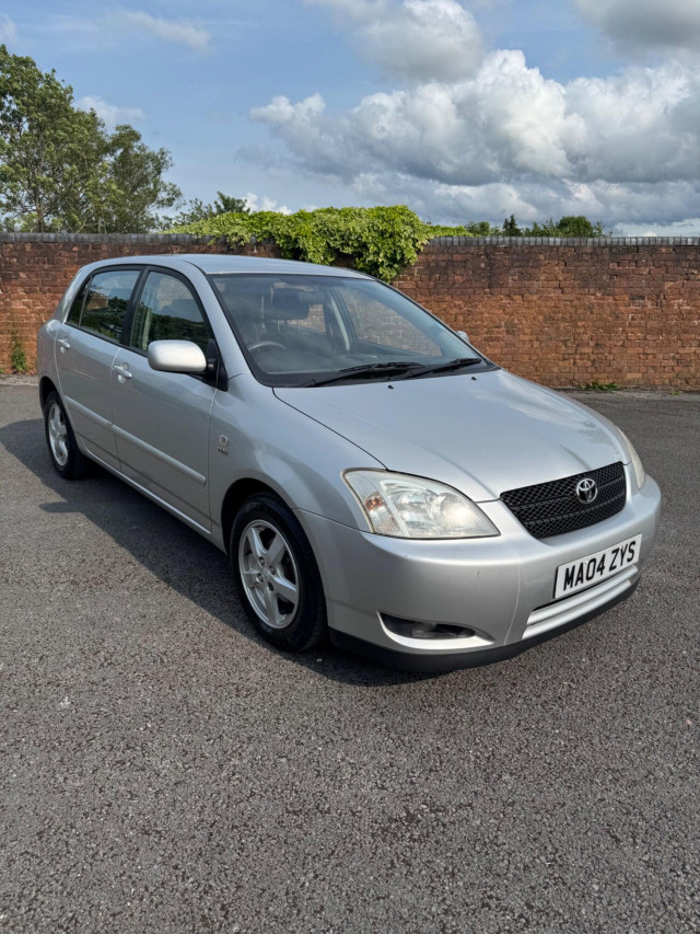 TOYOTA COROLLA 1.4 VVT-i T3 
