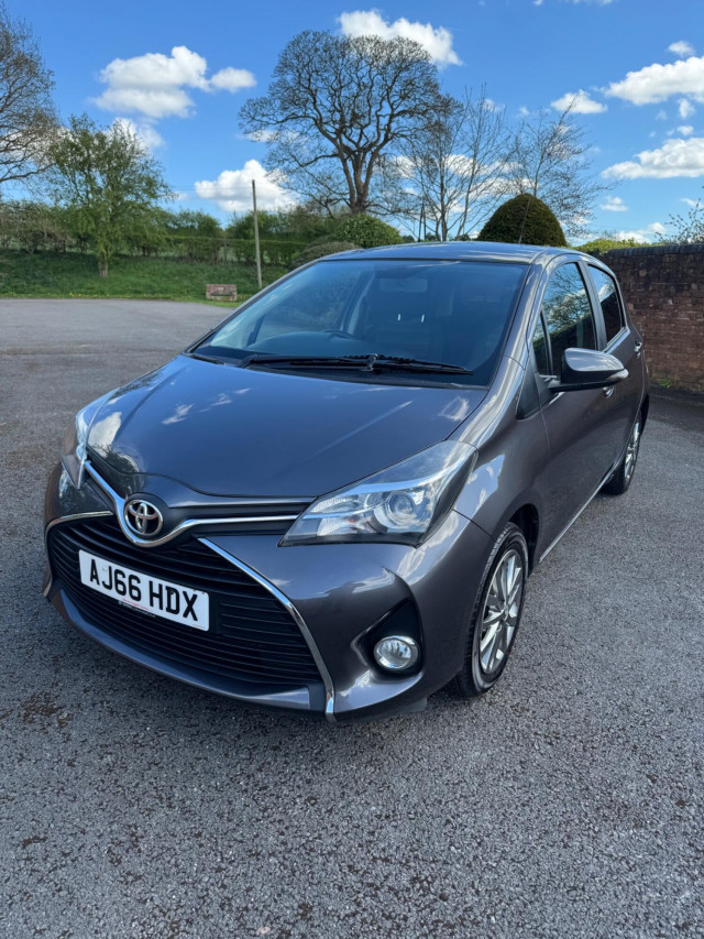 TOYOTA YARIS 1.3 Dual VVT-i Icon