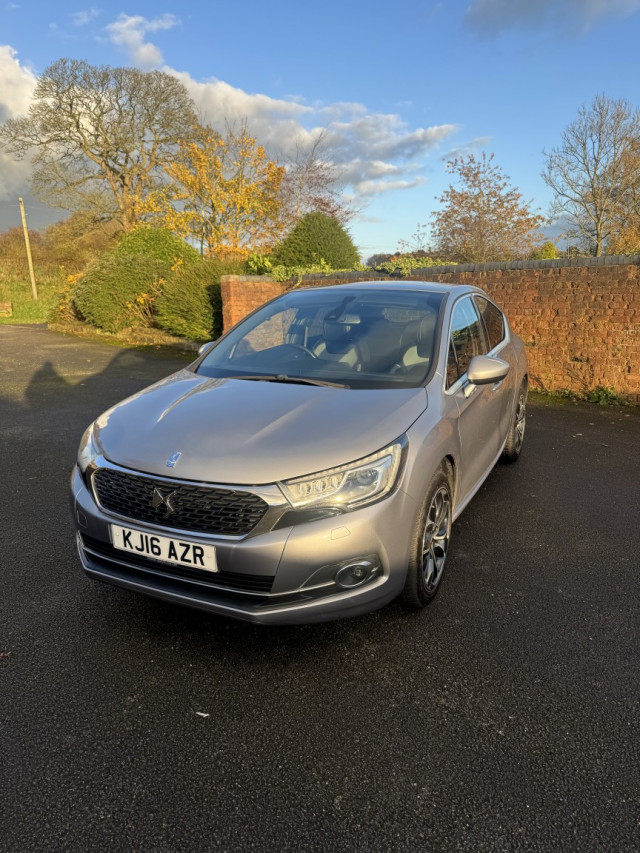 DS AUTOMOBILES DS 4 2.0 BlueHDi Prestige
