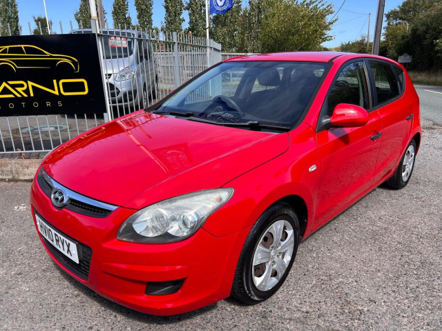 HYUNDAI I30 1.4 Classic Euro 4 5dr