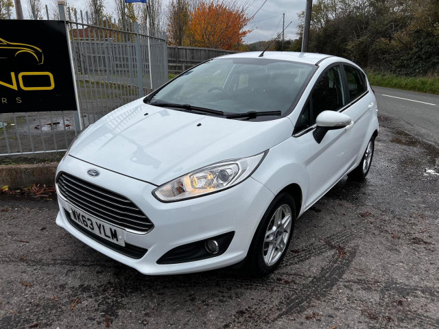 FORD FIESTA 1.25 Zetec Euro 5 5dr