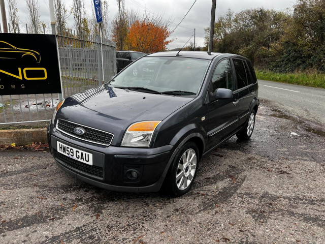 FORD FUSION 1.6 Titanium 5dr