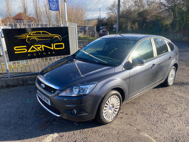 FORD FOCUS 1.6 Titanium 5dr