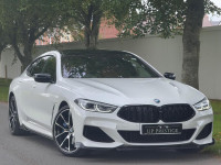 BMW 8 SERIES