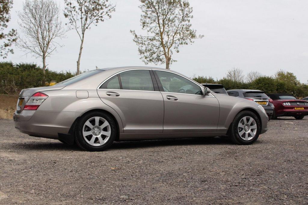 MERCEDES-BENZ S CLASS