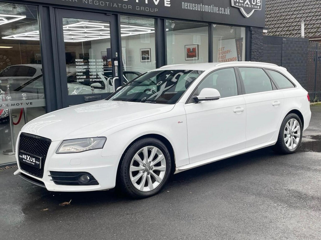 AUDI A4 AVANT