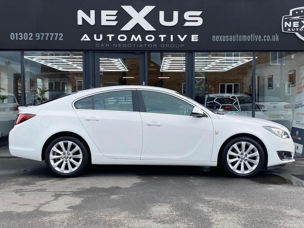 VAUXHALL INSIGNIA