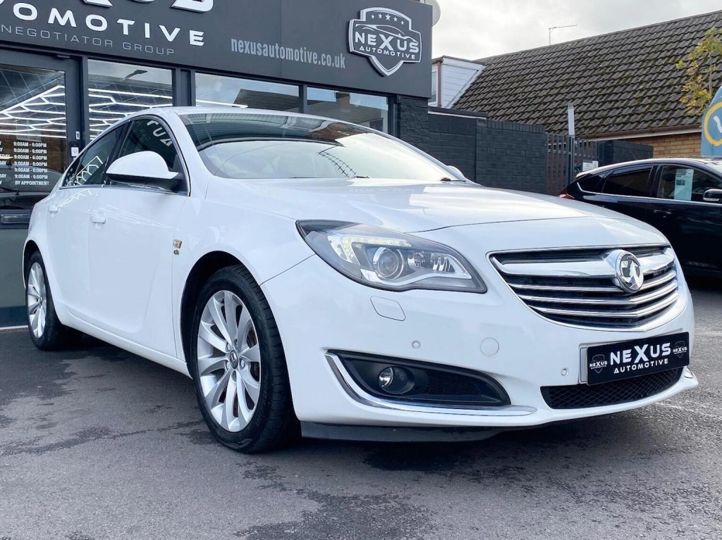 VAUXHALL INSIGNIA