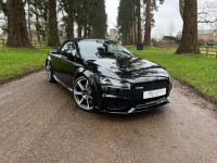 AUDI TT RS