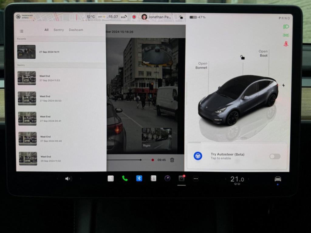 TESLA MODEL Y