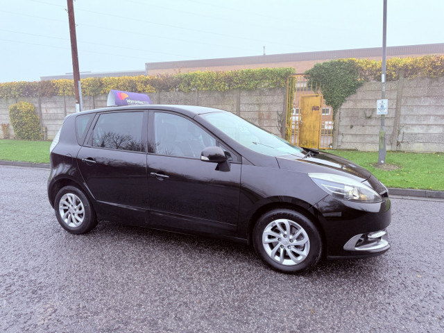 RENAULT SCENIC