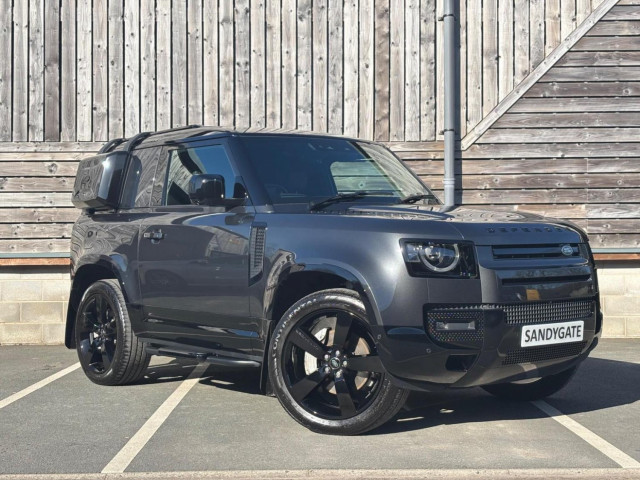 LAND ROVER DEFENDER 90