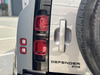 LAND ROVER DEFENDER 110