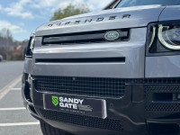 LAND ROVER DEFENDER 110