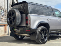 LAND ROVER DEFENDER 110