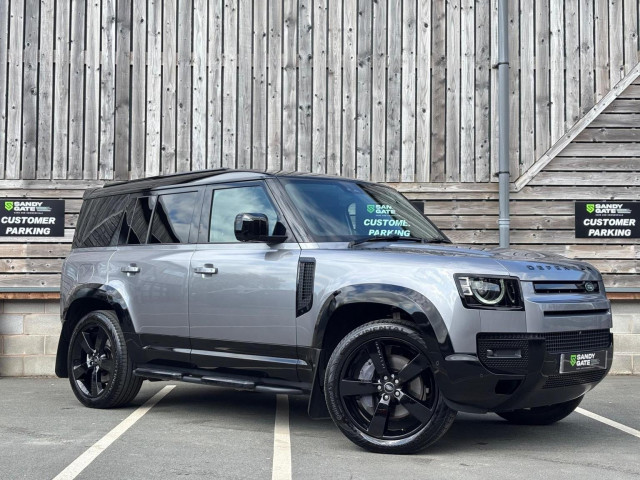LAND ROVER DEFENDER 110