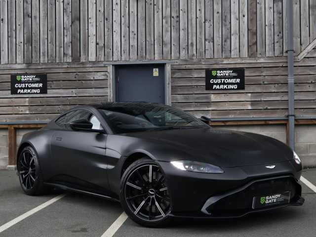 ASTON MARTIN VANTAGE