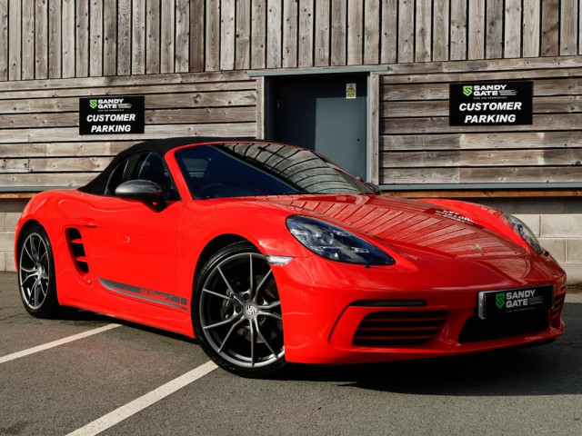 PORSCHE