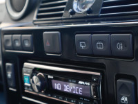 LAND ROVER DEFENDER 90