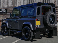 LAND ROVER DEFENDER 90