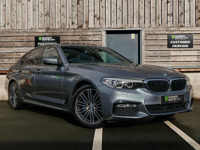 BMW 5 SERIES