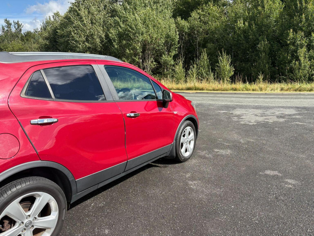 VAUXHALL MOKKA