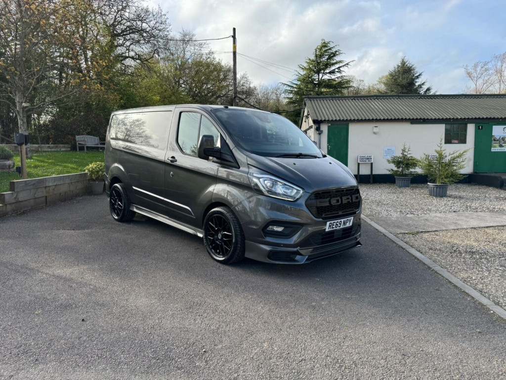SOLD Used FORD TRANSIT CUSTOM 2020 Grey in Reading, Berkshire
