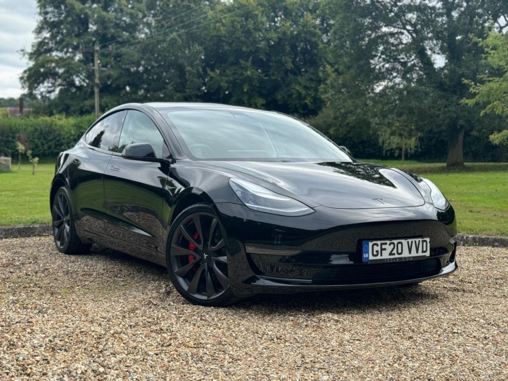 TESLA MODEL 3