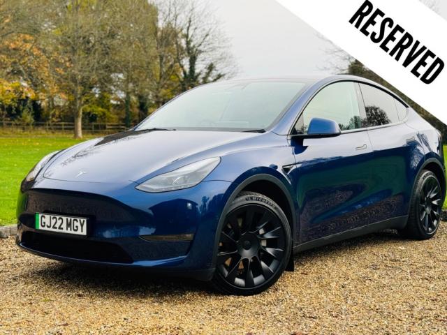 TESLA MODEL Y