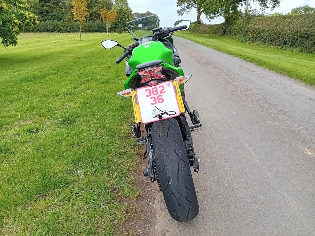 KAWASAKI Ninja 650
