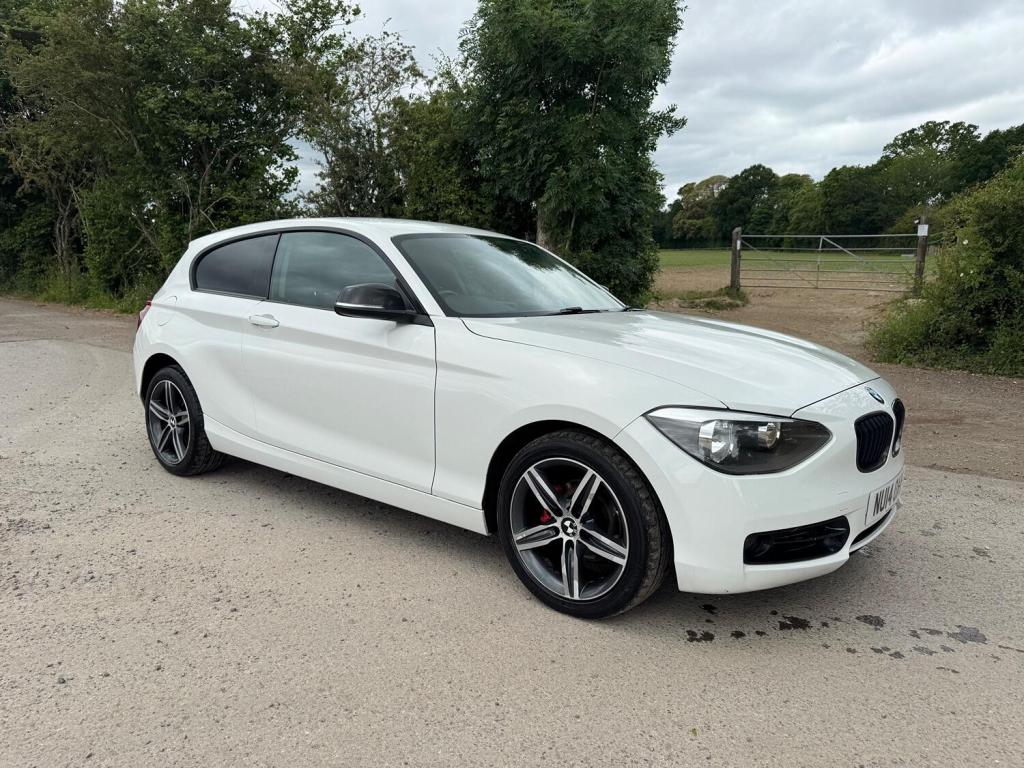 BMW 1 SERIES