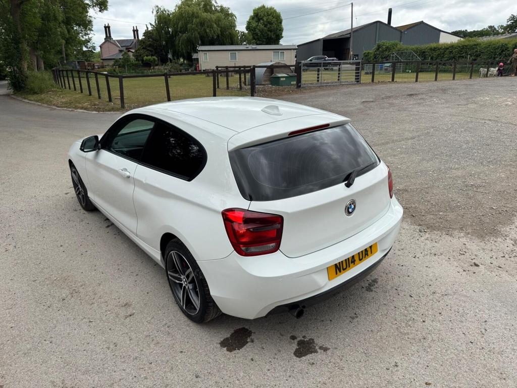 BMW 1 SERIES