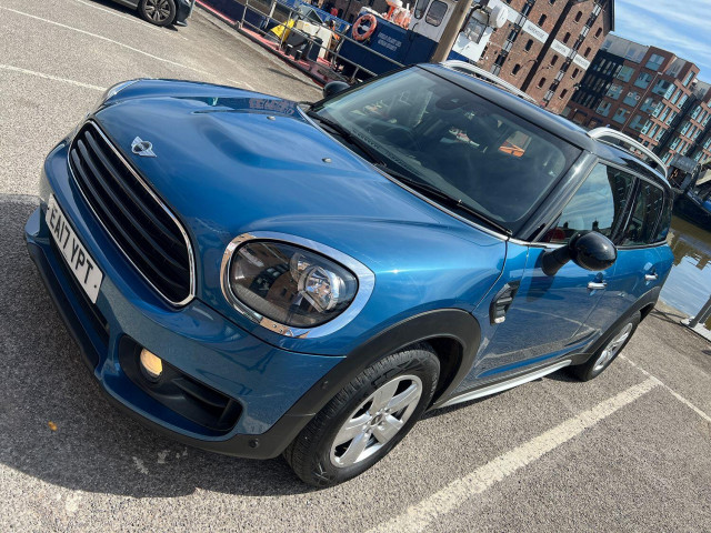 MINI COUNTRYMAN 1.5 Cooper Countryman