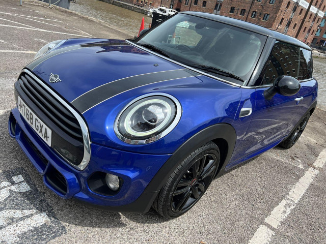 MINI HATCH 1.5 3-Door Hatch Cooper Sport