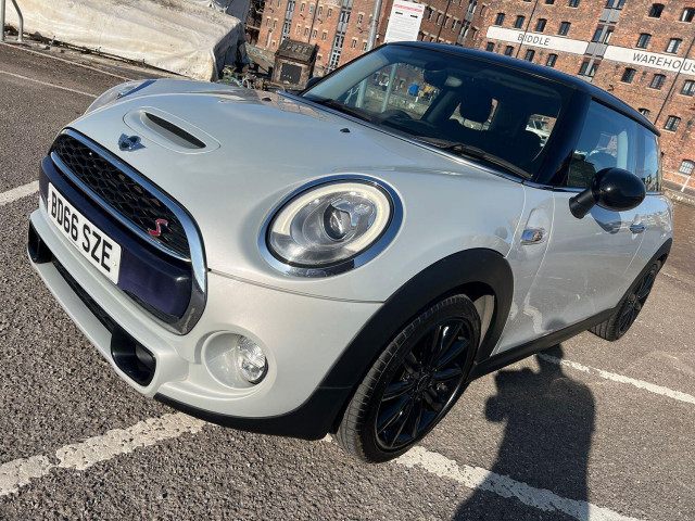 MINI HATCH 2.0 Cooper SD 3-Door Hatch