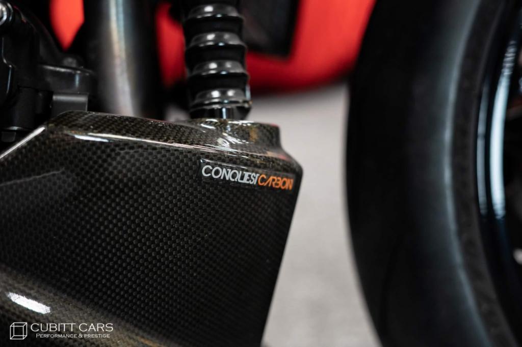 TRIUMPH Speed Triple