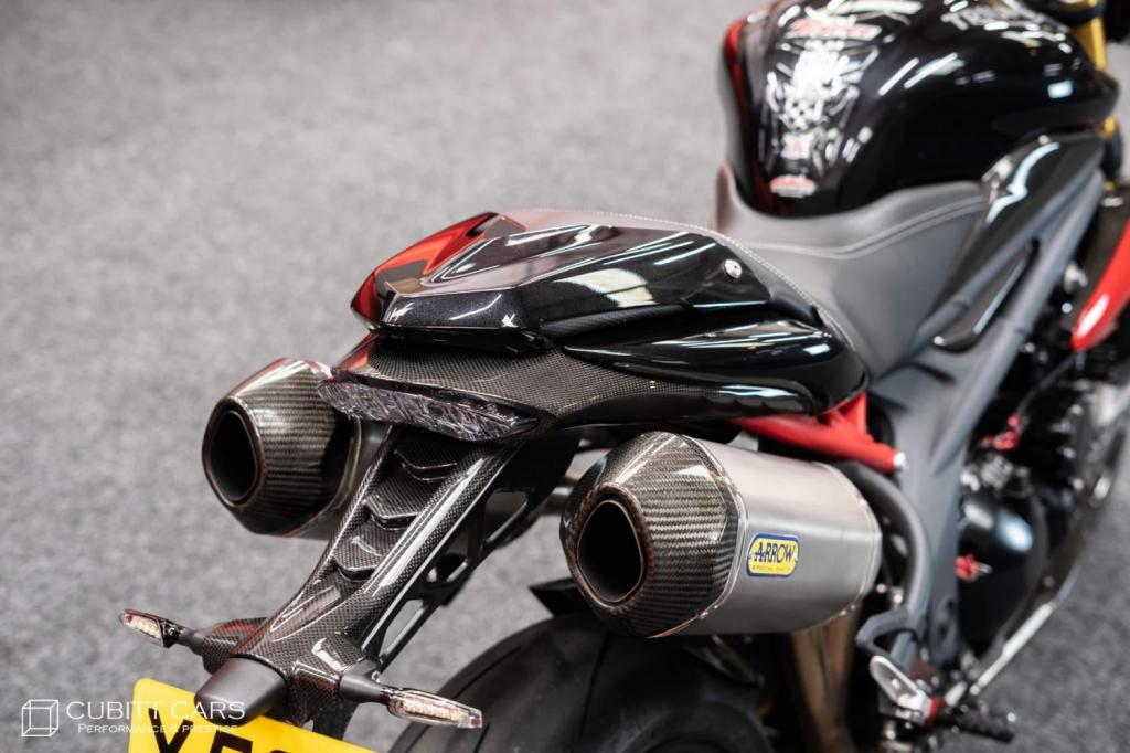 TRIUMPH Speed Triple