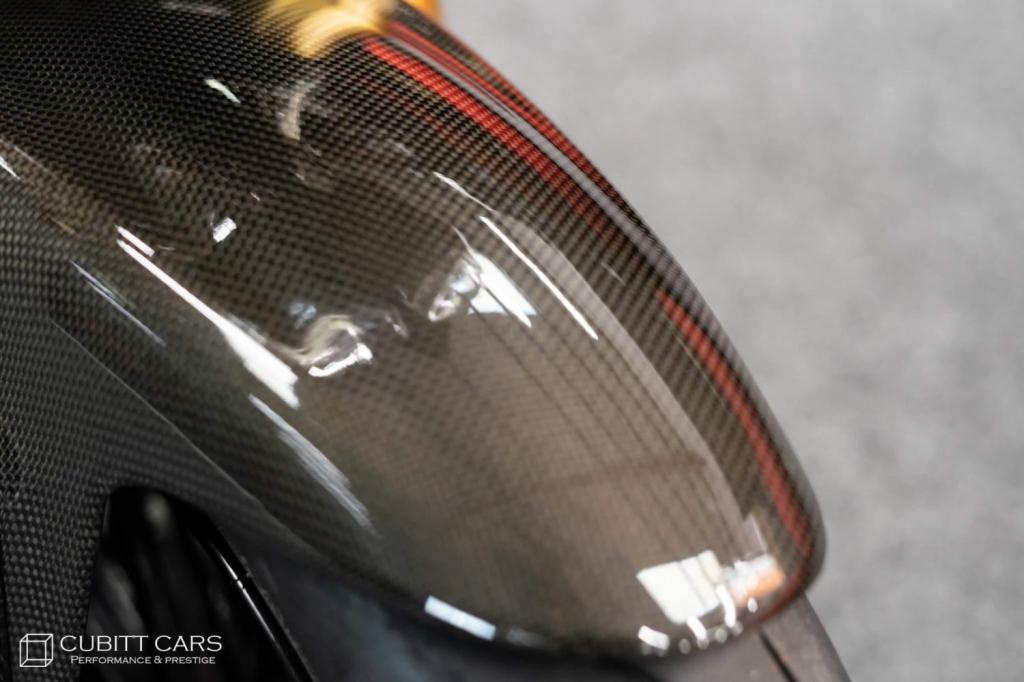 TRIUMPH Speed Triple