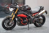 TRIUMPH Speed Triple