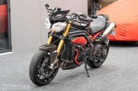 TRIUMPH Speed Triple